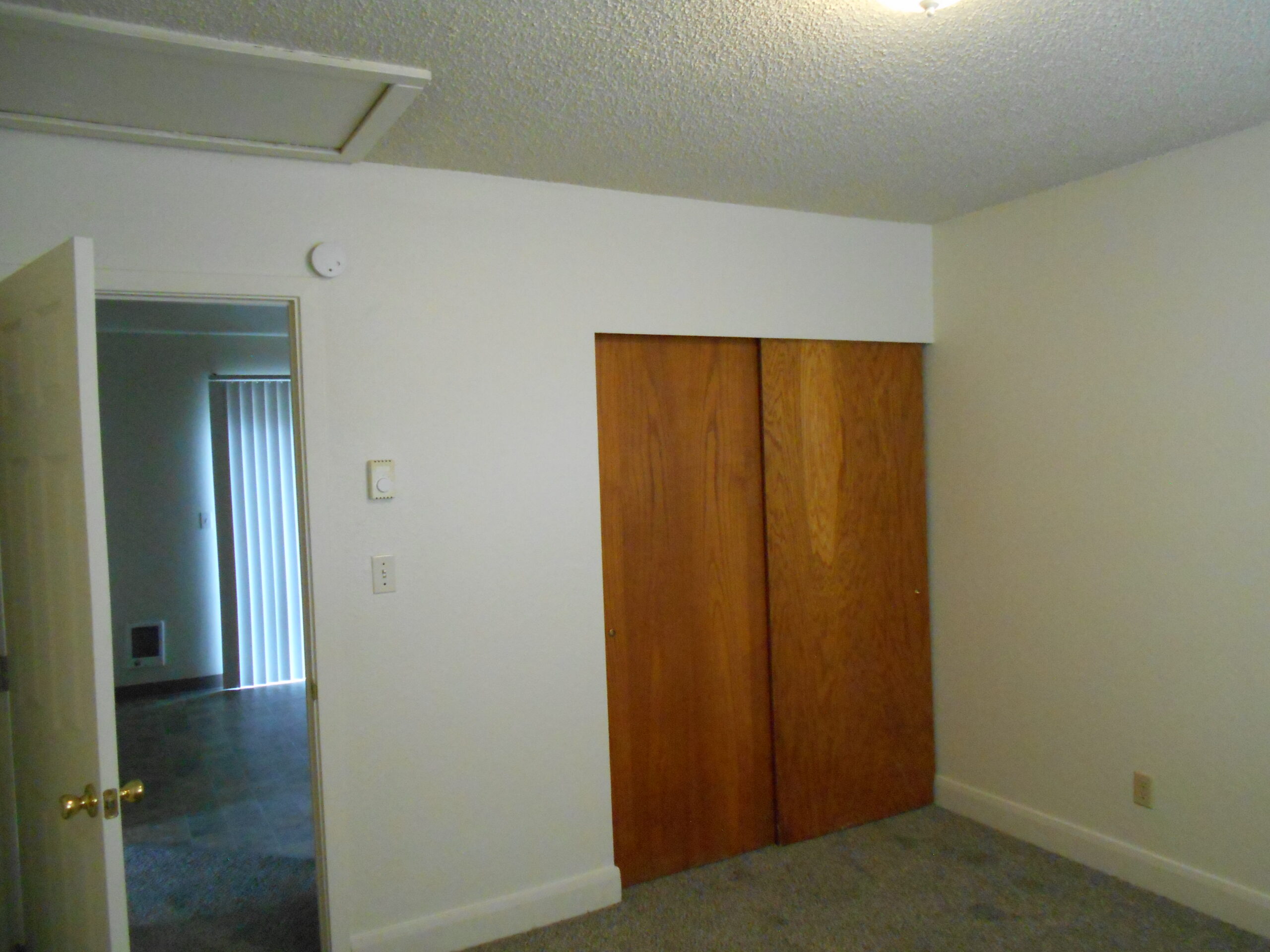$1,195 – 1 Bedroom Duplex in Tacoma with FREE* APPLICATION FEES!!!